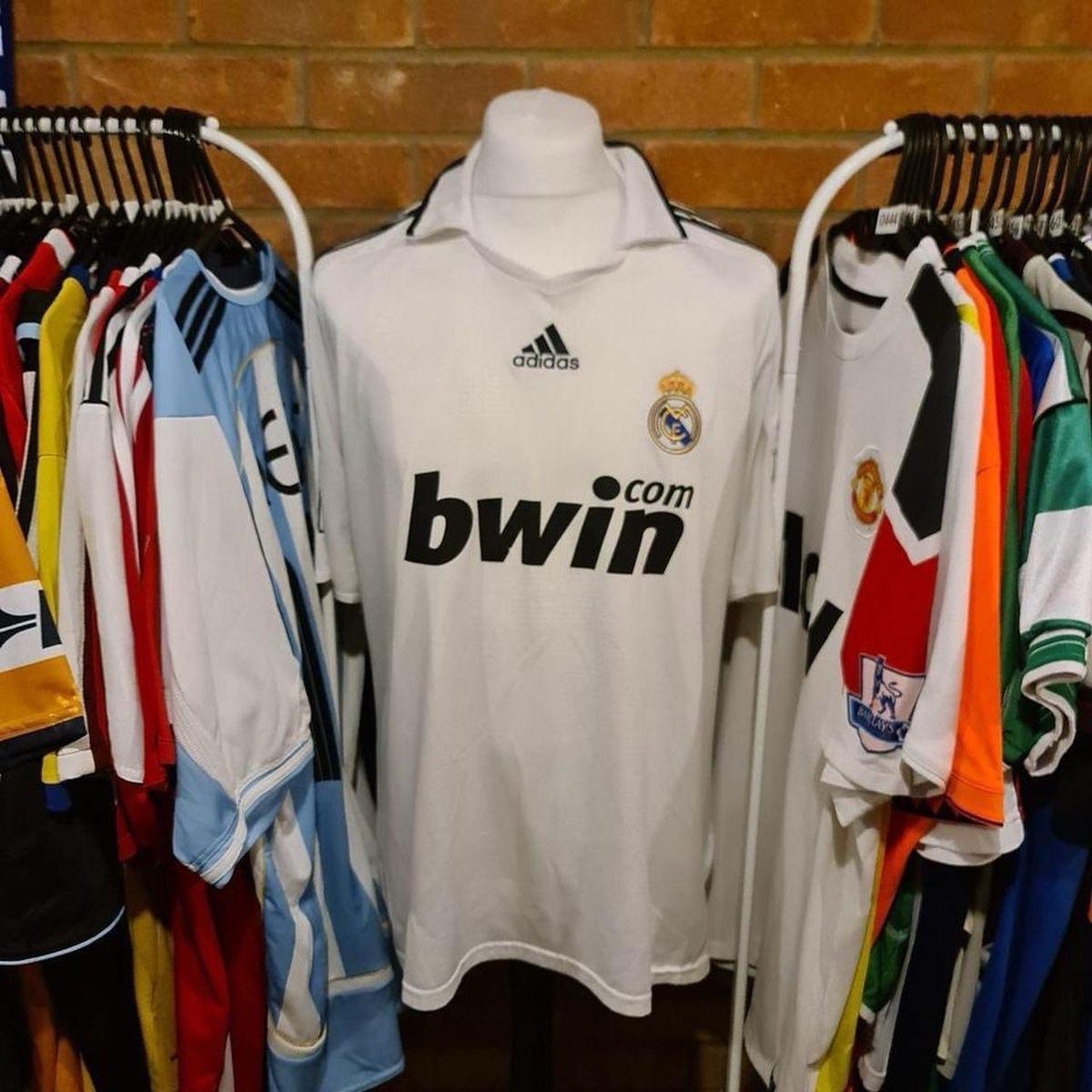 real madrid 2008 09 home kit