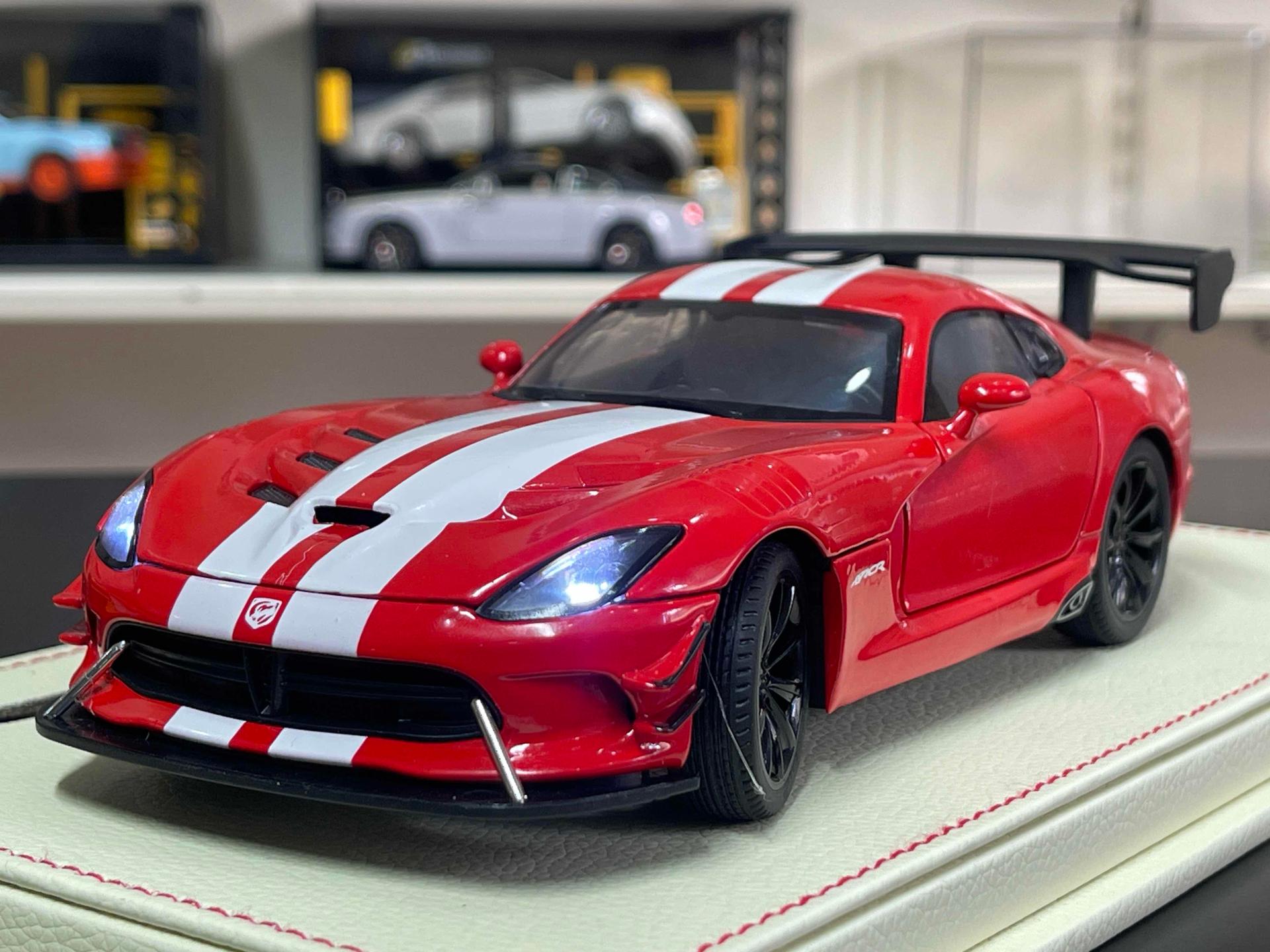 Dodge Viper