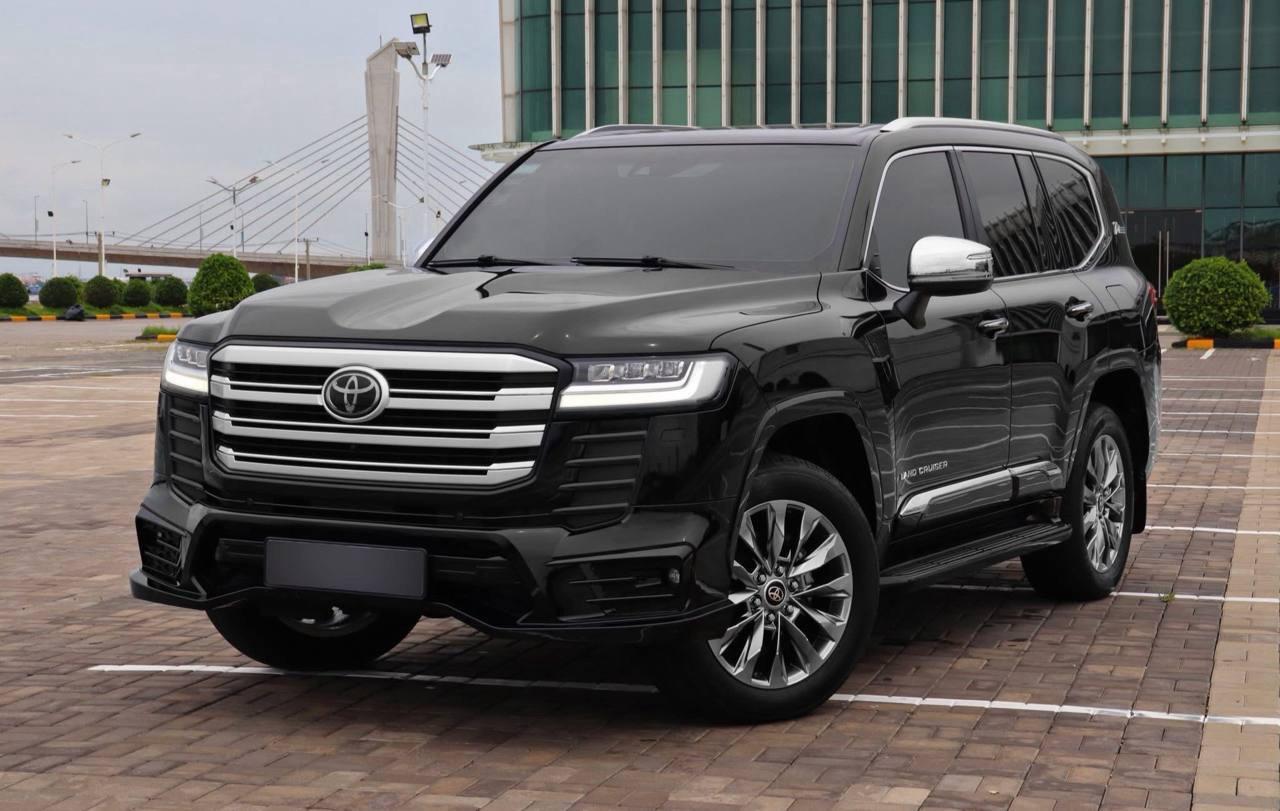 LAND CRUISER 2023