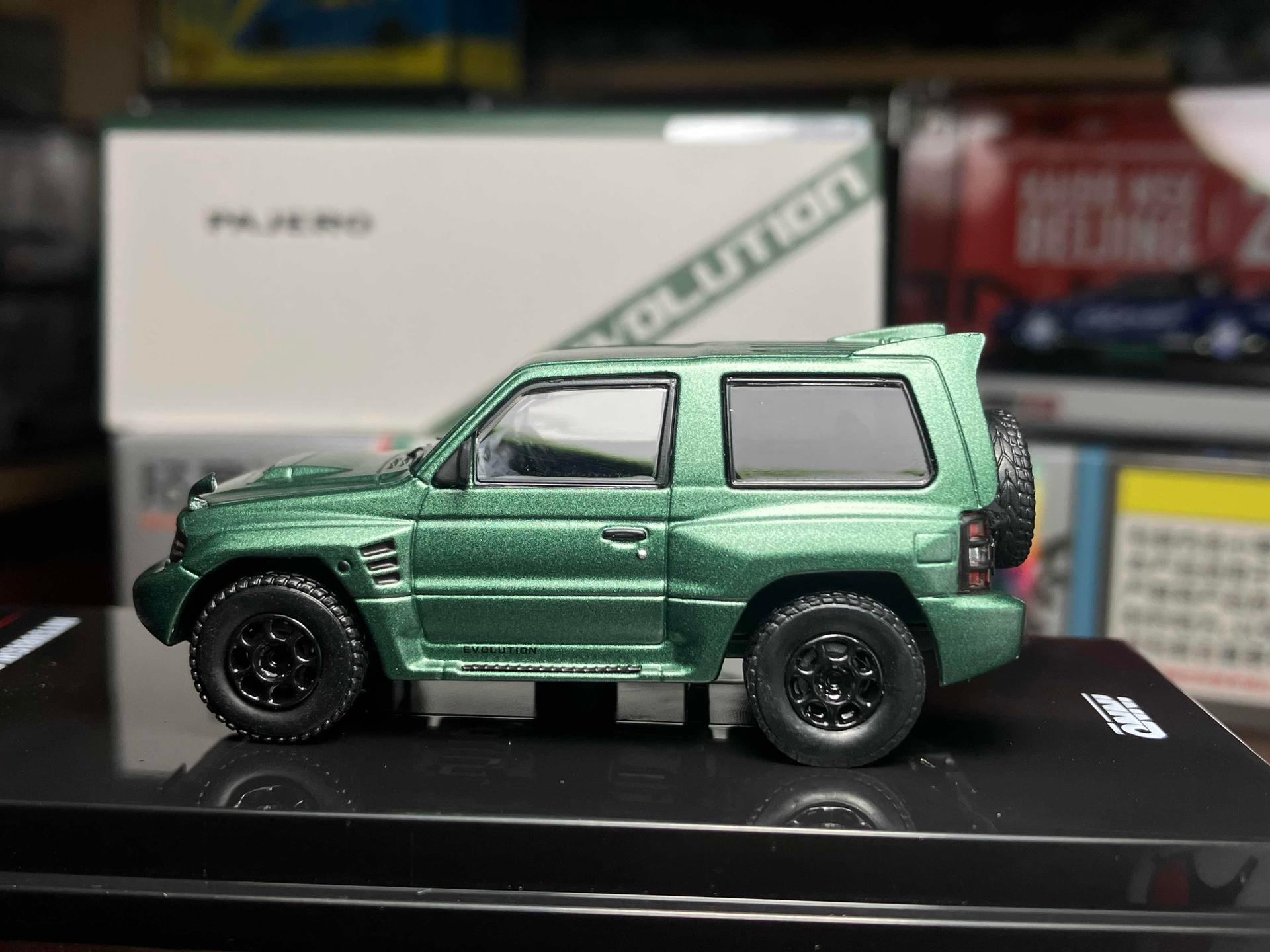 1:64 INNO64🔺 MITSUBISHI PAJERO EVOLUTION