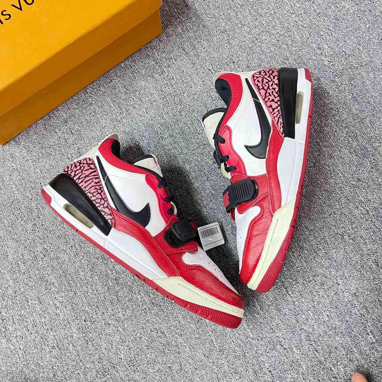 Nike Jordan
