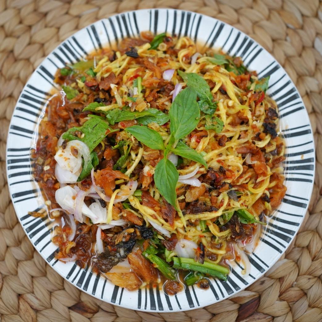 ញុំាស្វាយត្រីឆ្អើរ