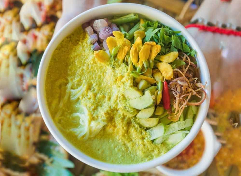 នំបញ្ចុក សម្លរខ្មែរ