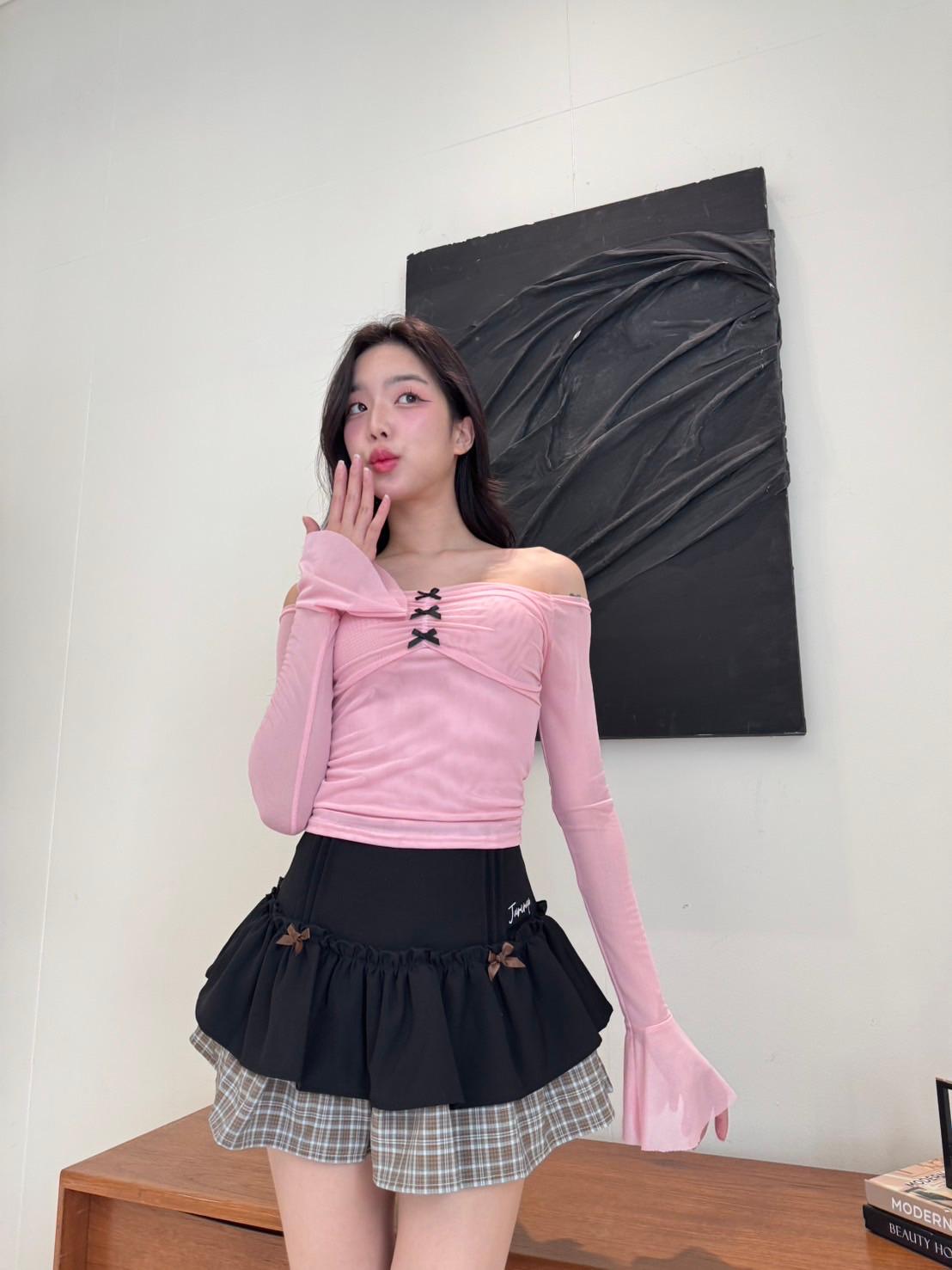 Three bow long sleeve shirt
