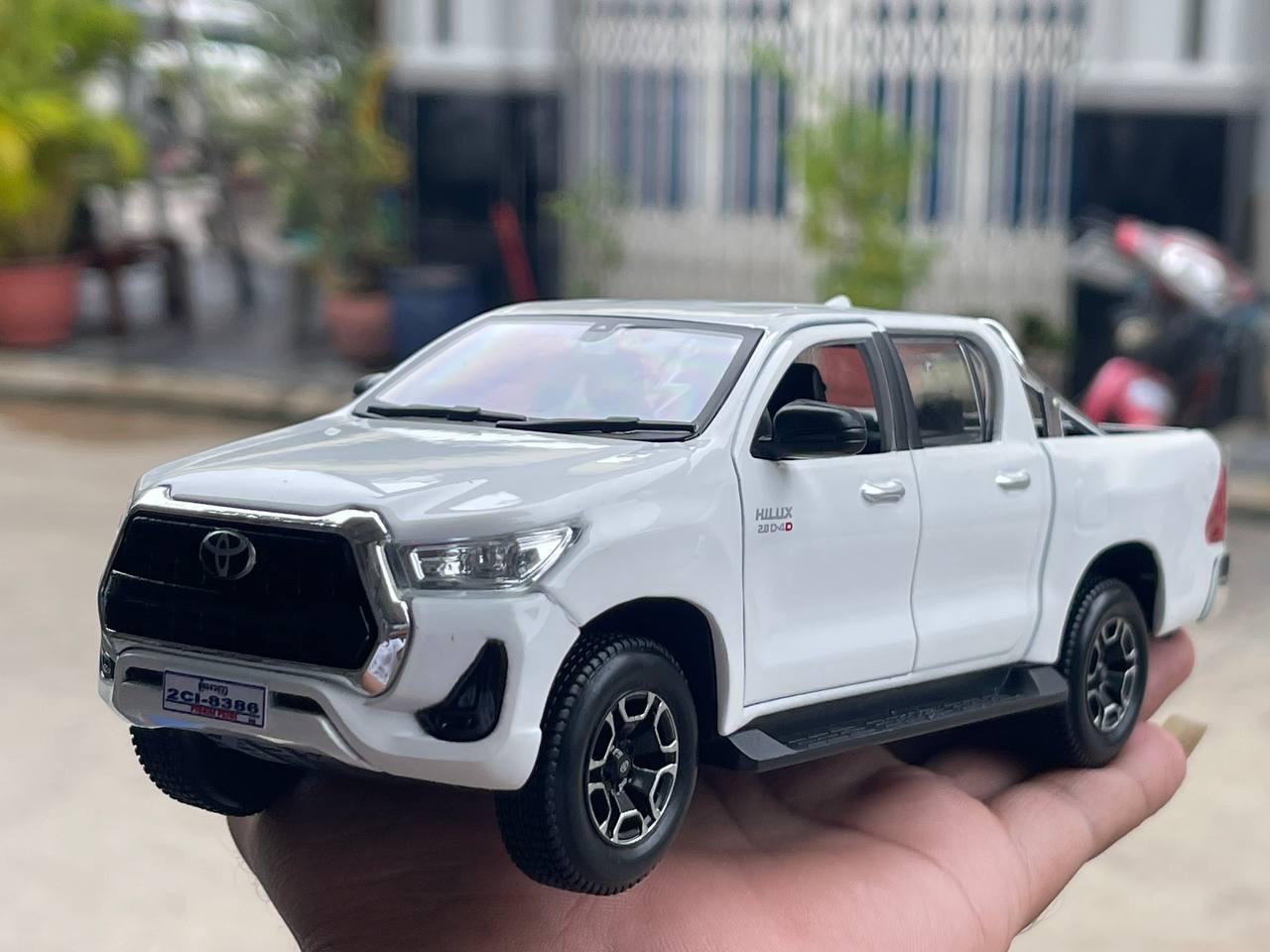 Toyota Hilux Revo