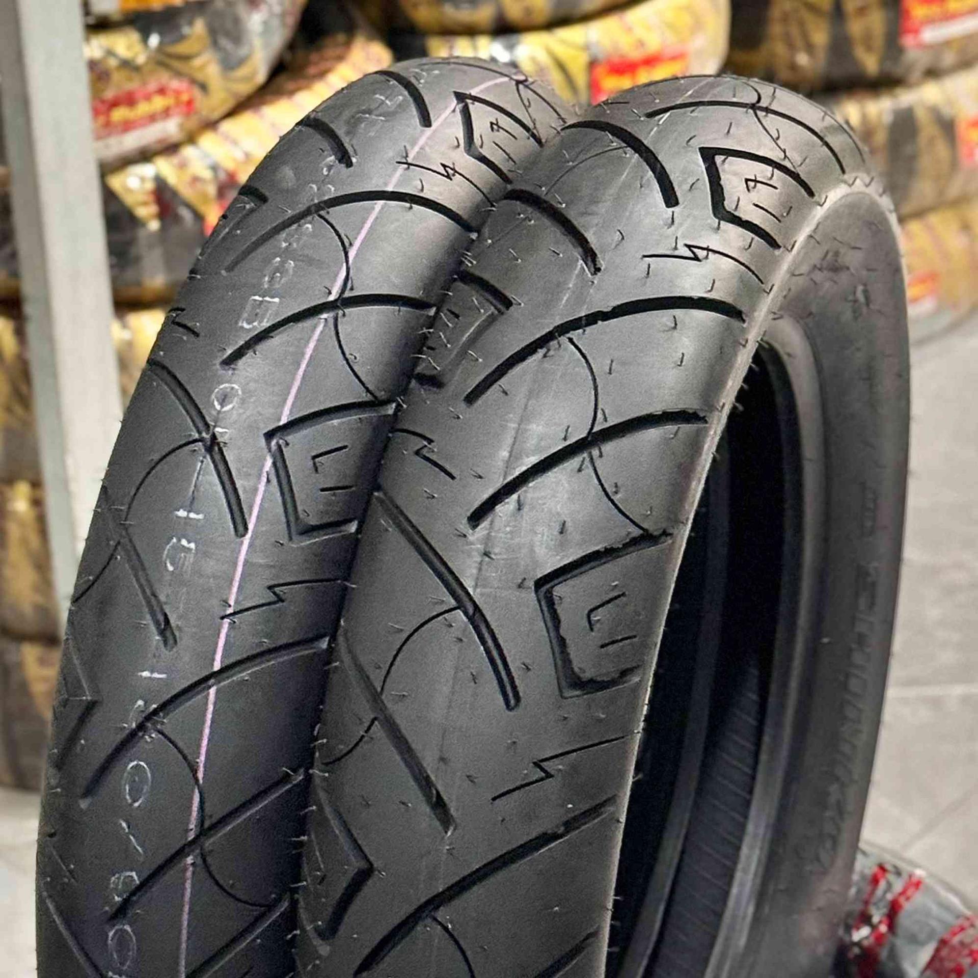 150/70B18  SR777 AB  76H  T/L
