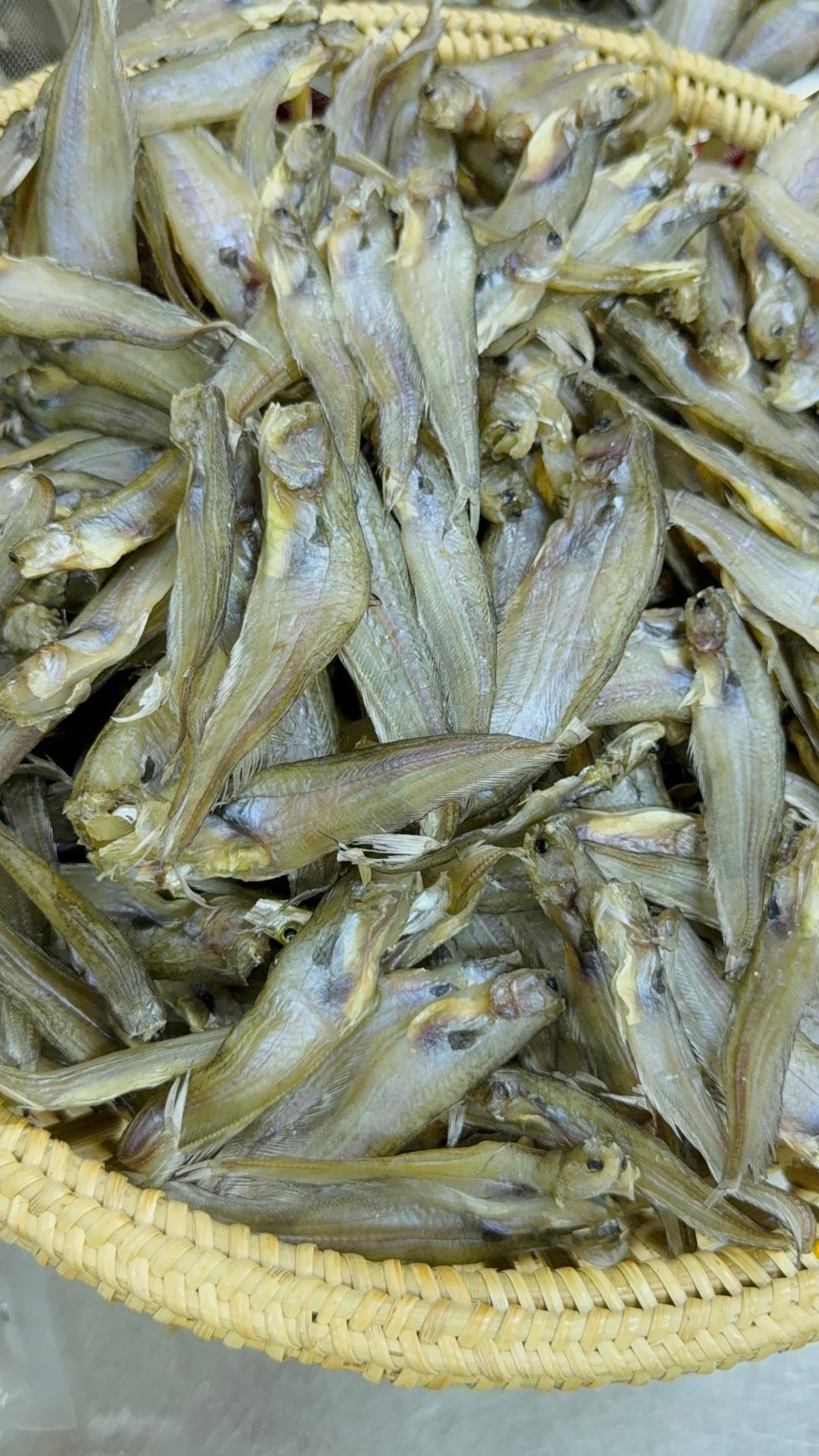 ងៀតកូនត្រីល្អិត​ កំភ្លាវ​ / កេះ​ មានក្បាល​ 500g