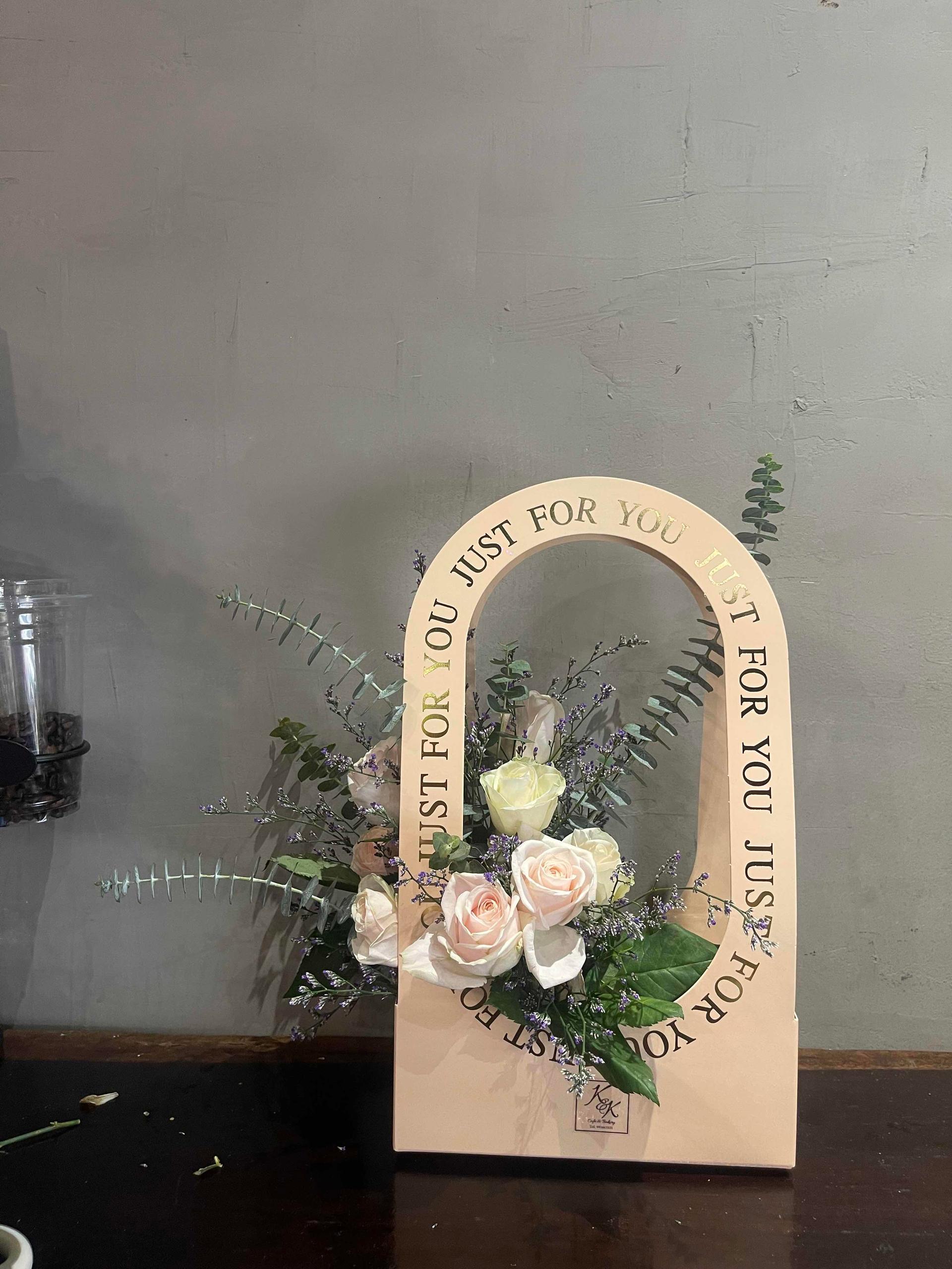 Flower & Brownie box