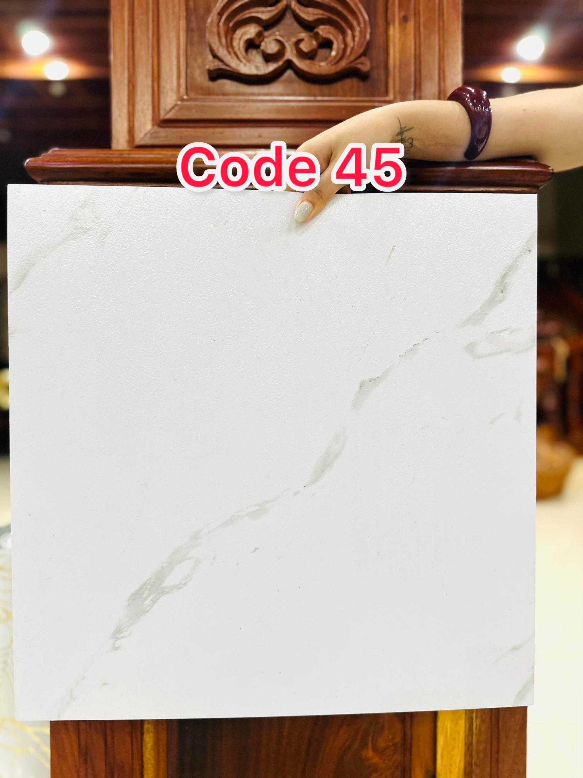 ការូ កូដB45