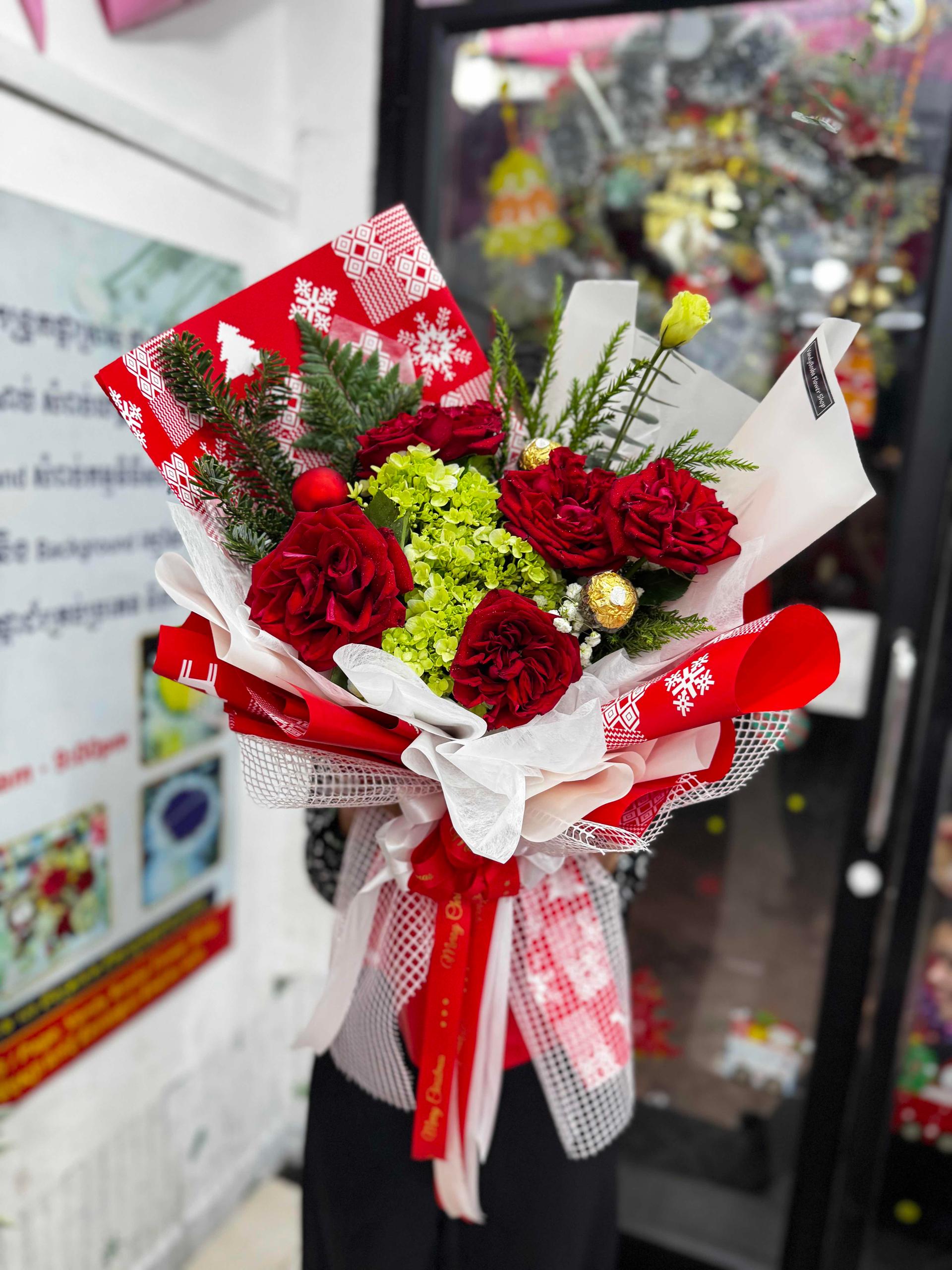 កានេសិន