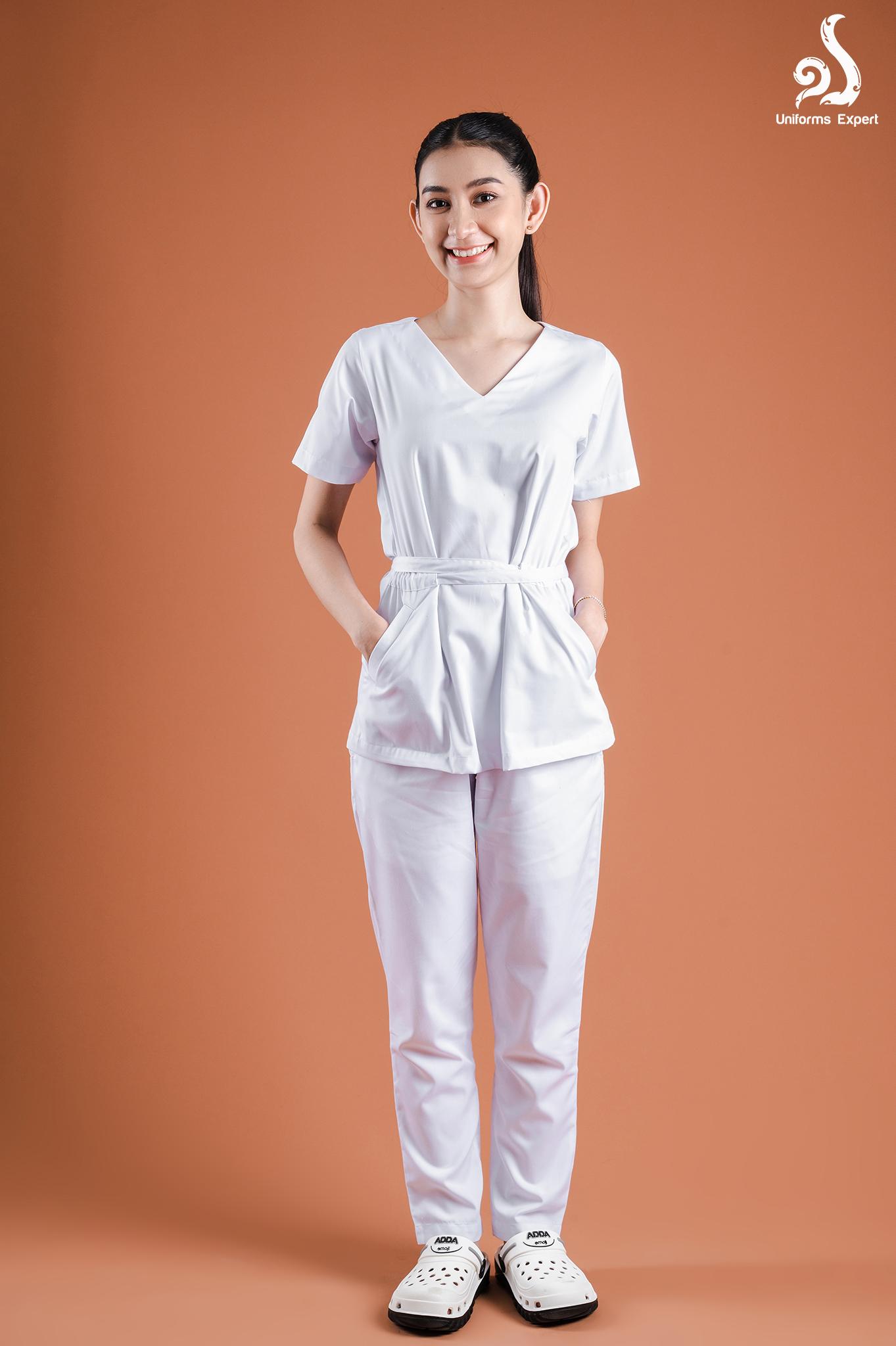 VIPឈុតនារីពណ៌ស ​ម៉ូតចង់ខ្សែរ -VIP nurse set for women  White color Strapless style