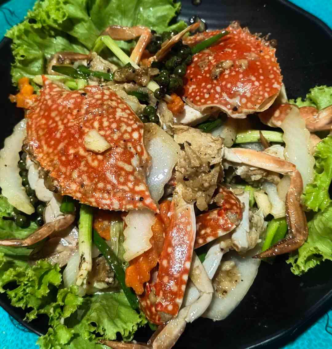 ក្តាមឆាម្រេចខ្ចី / 青椒炒蟹