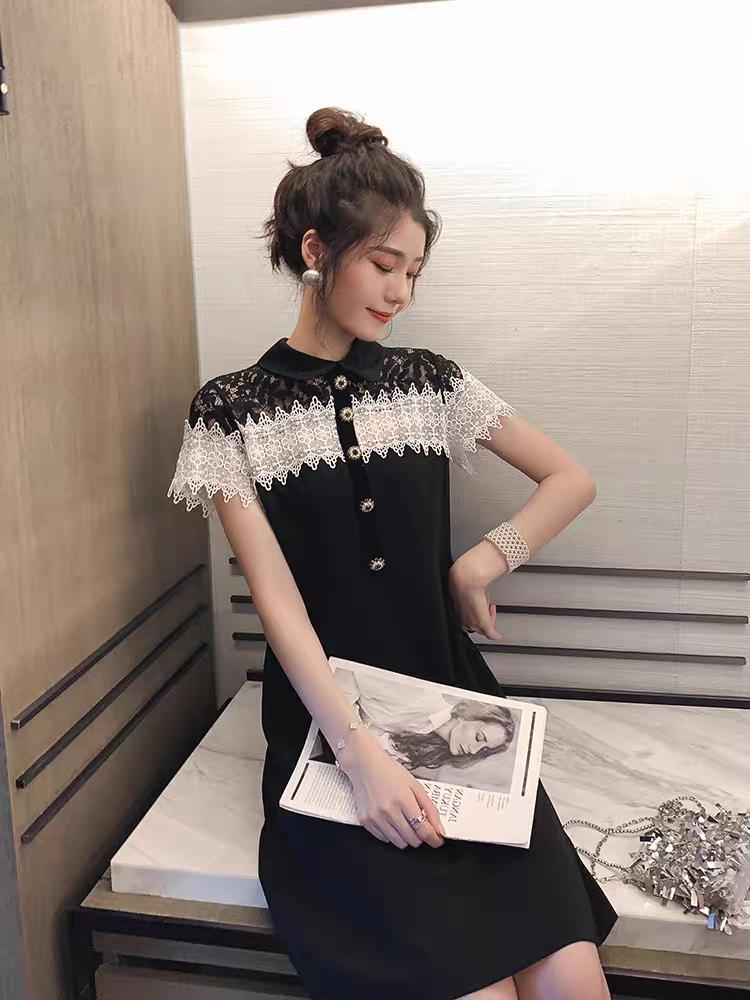 រ៉ូបខ្មៅម៉ូតប៉ាក់សខ្មៅ