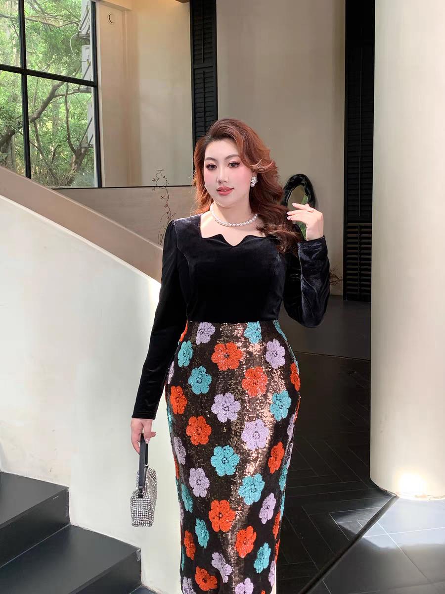 រ៉ូបកាម៉ាញីលើស្វារ៉េក្រោម