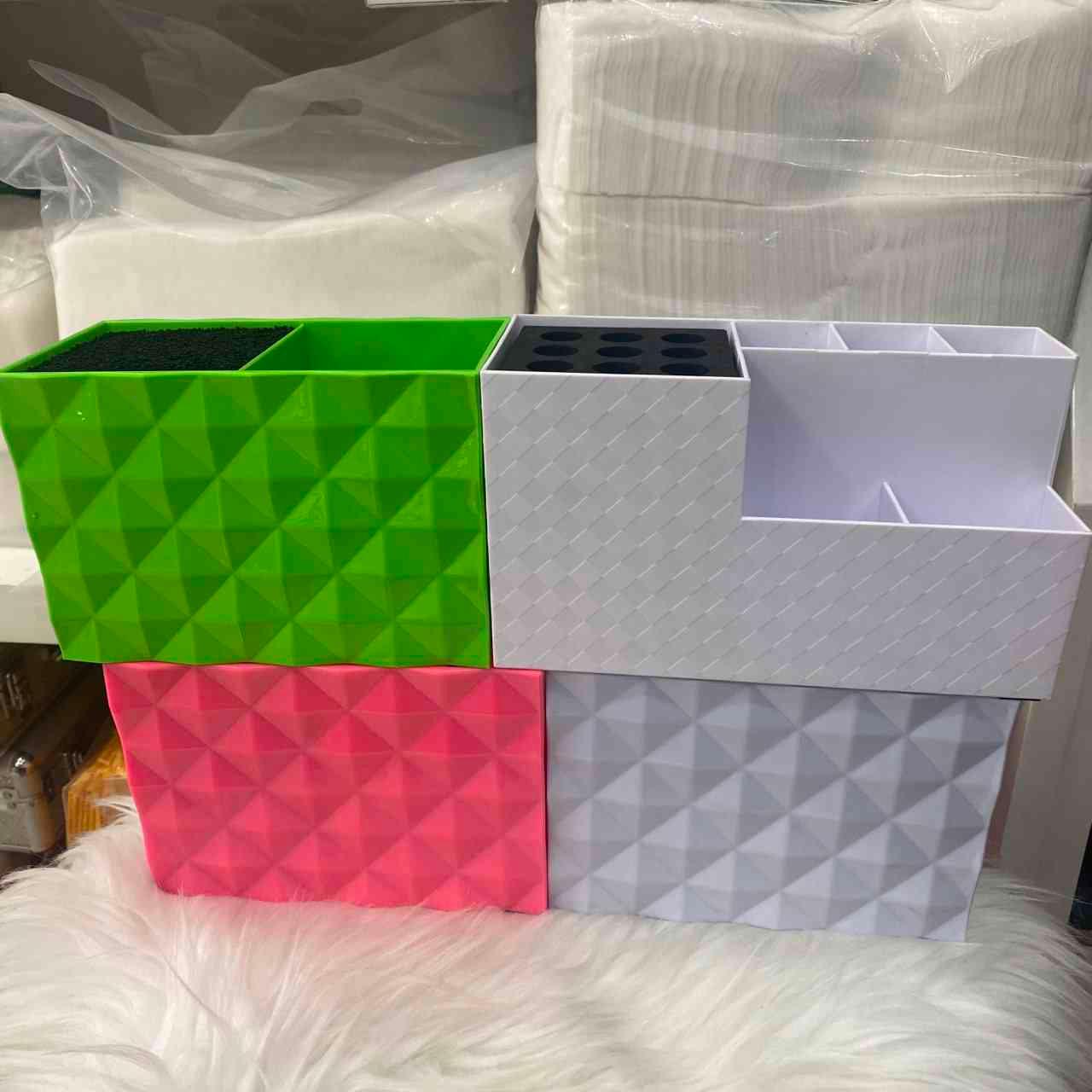 កំប៉ុងដាក់កន្រ្ដៃ