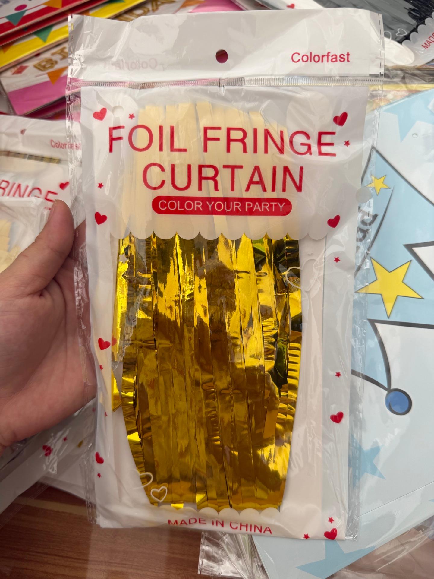 Curtain gold