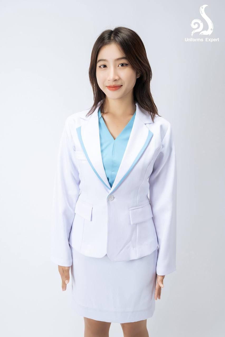 អាវសម្រាប់នារី ពណ៌ស មានឡាយ - VIP women Jacket