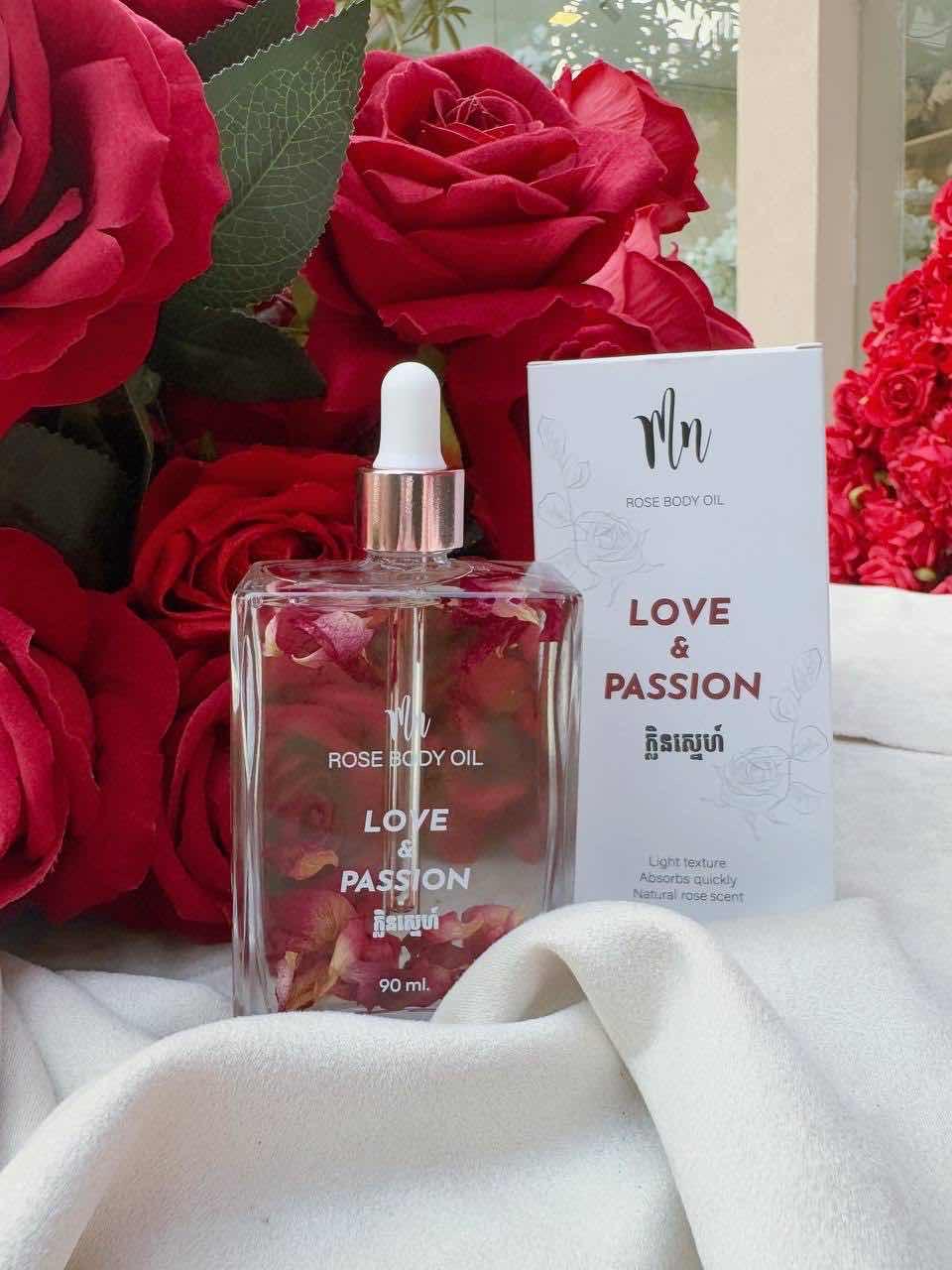 ប្រេងកុលាបក្លិនស្នេហ៍