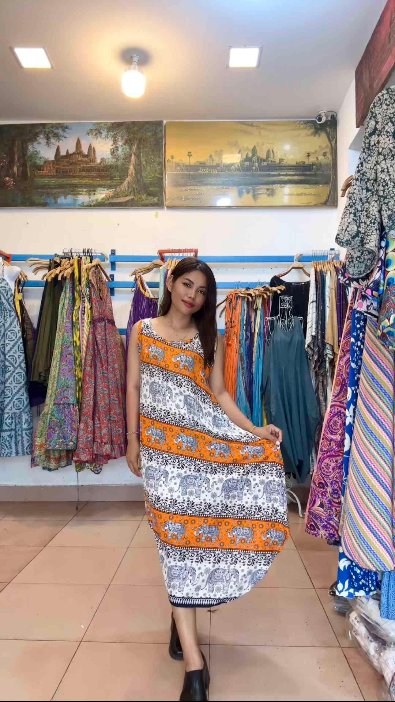 រ៉ូបវ៉ាល់Free Size
