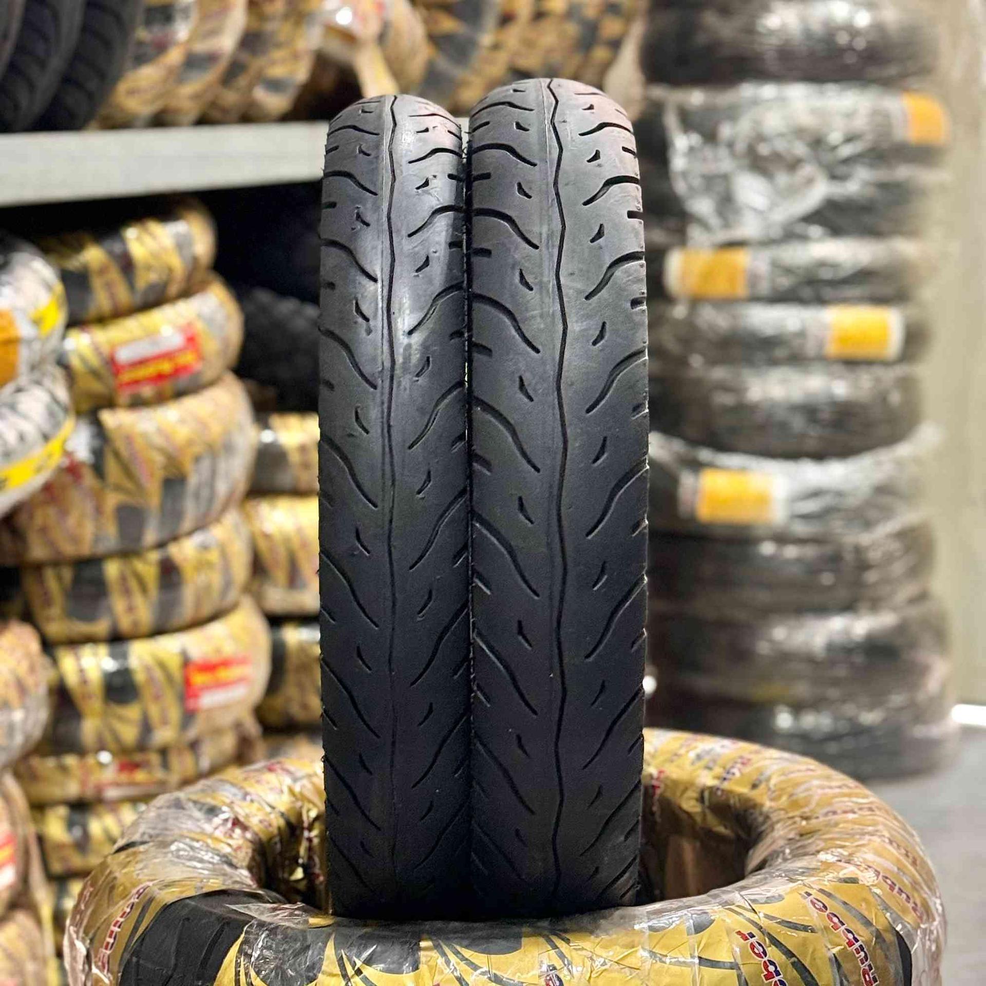 VRM282 (STREET TIRE)