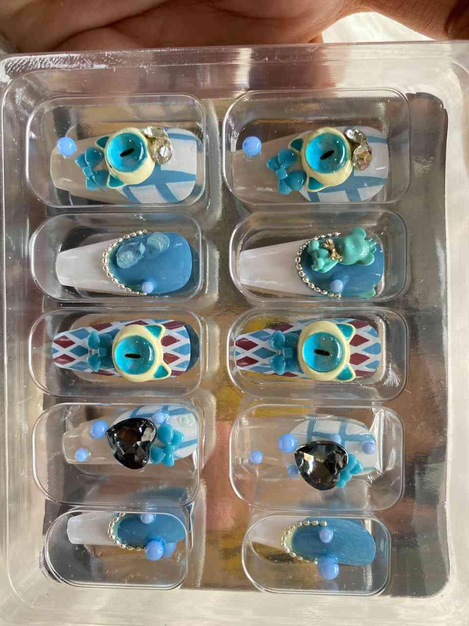 ក្រចកបិត
