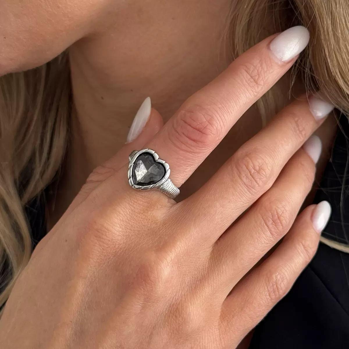 Ring-ចិញ្ចៀន R0032