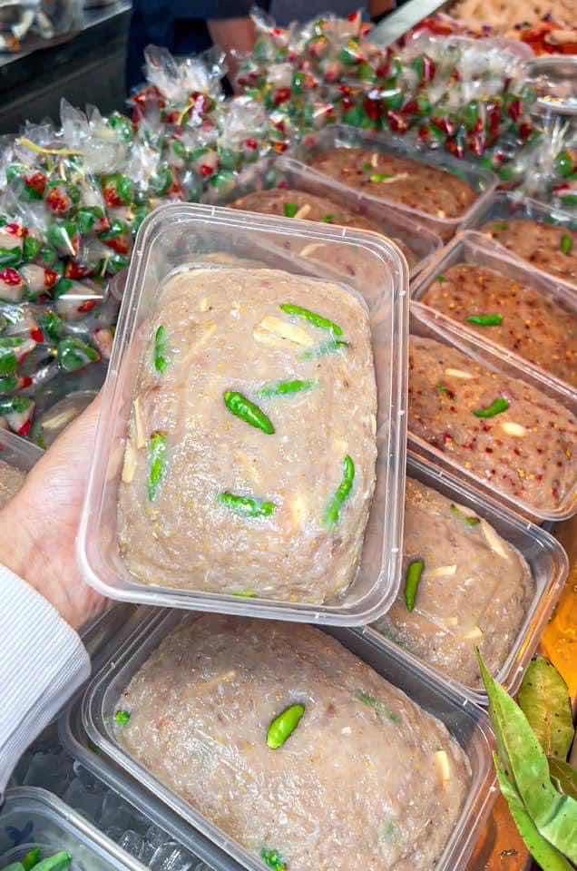 ណែមសាច់ត្រីក្រឡុក