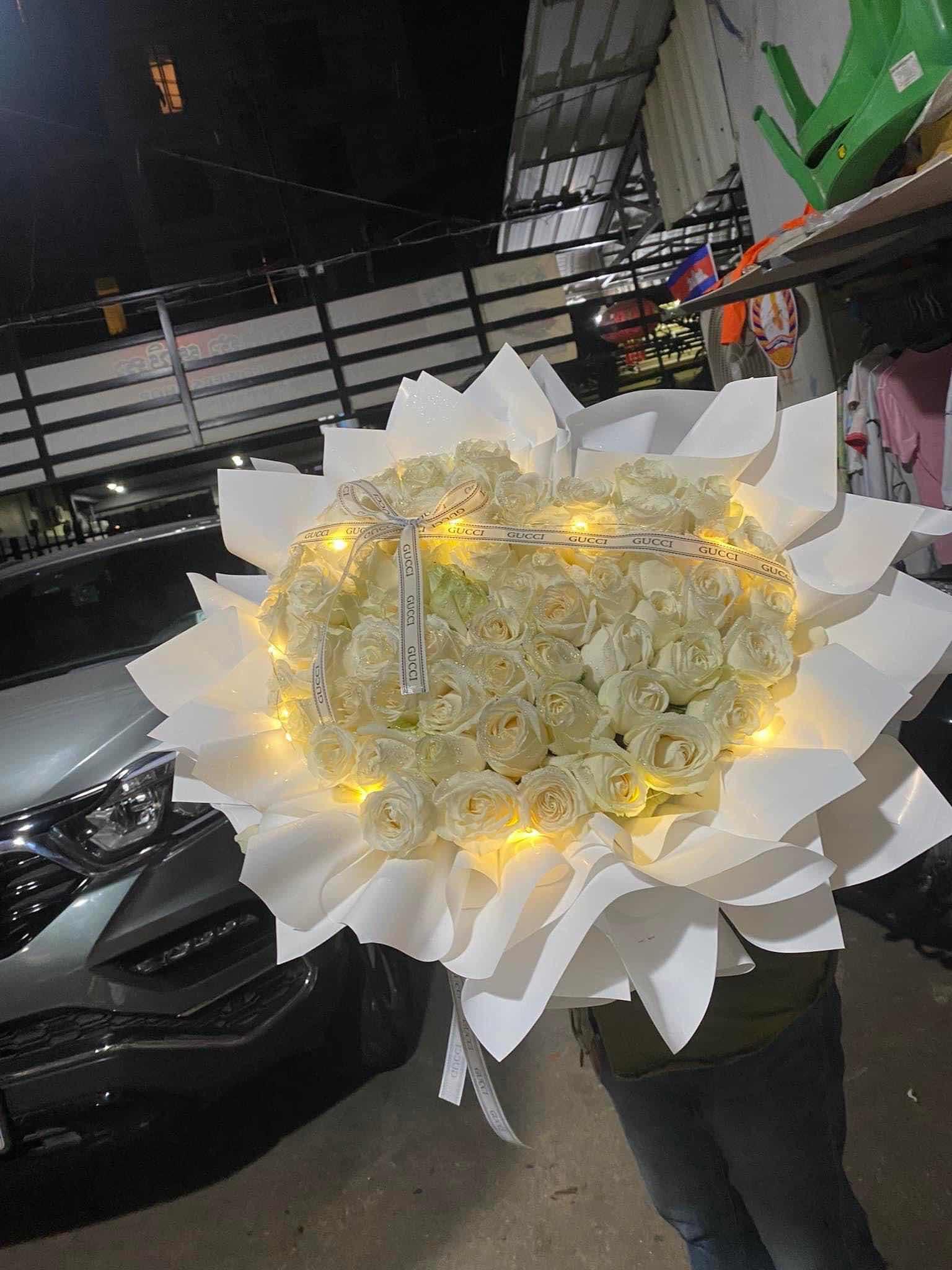 Real rose