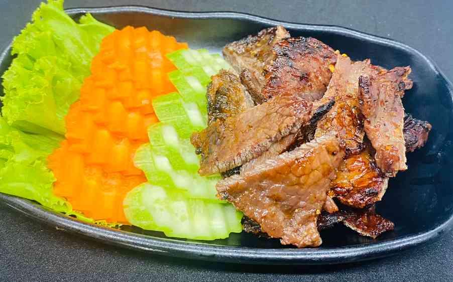 ងៀតគោអាំង / 烤牛肉