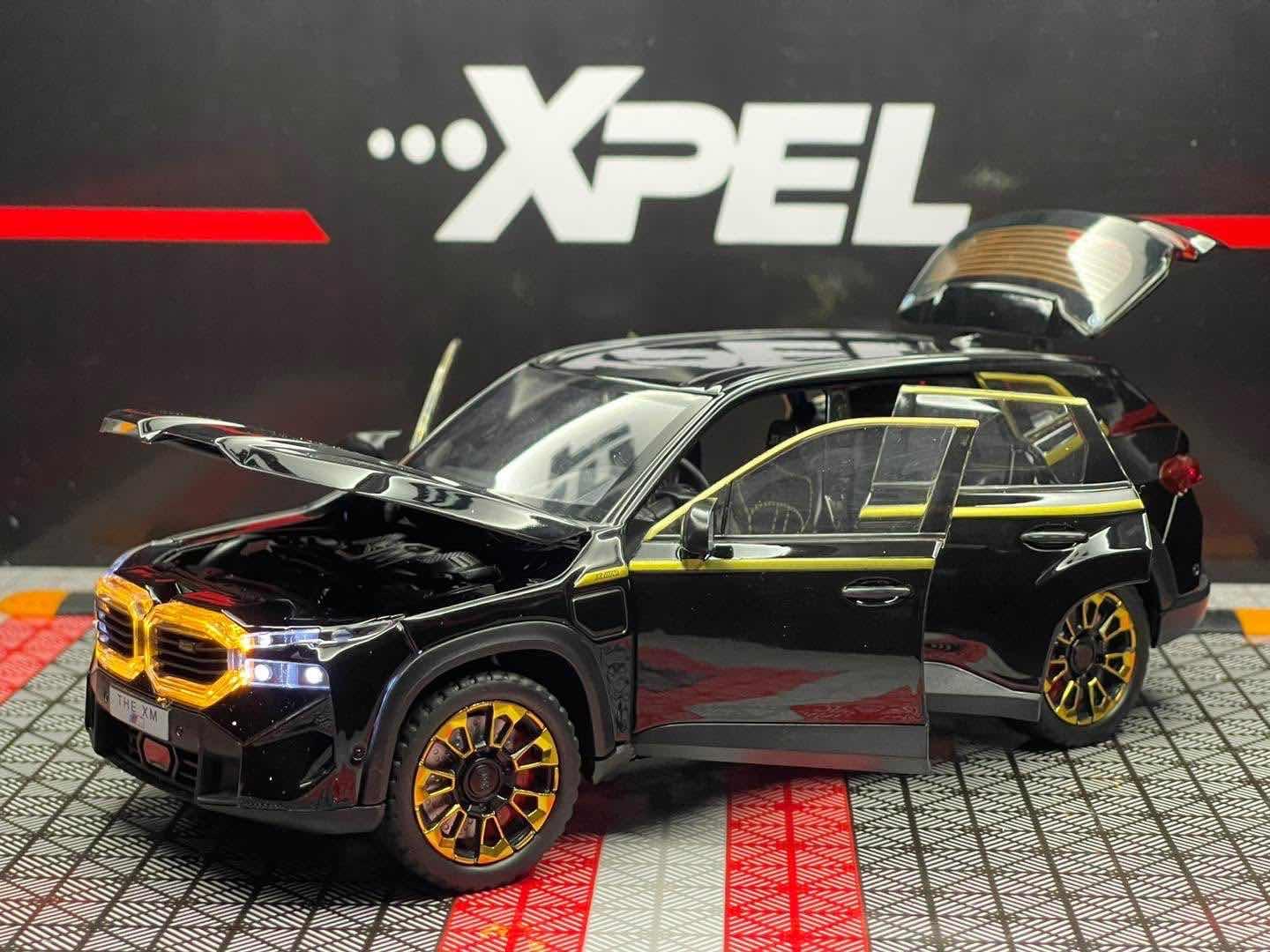 BMW XM