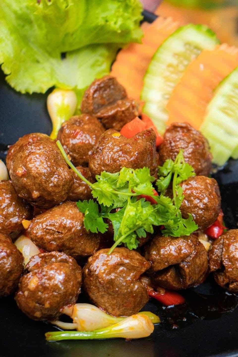 ប្រហិតសាច់គោដុតម្ទេស