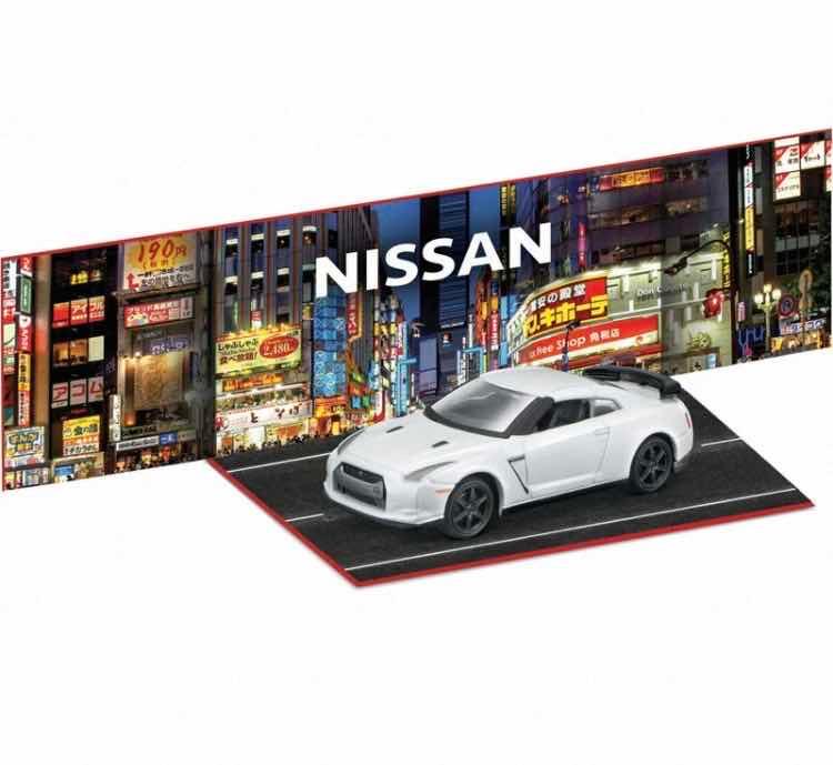 1/64 Nissan GT-R R35⚪️