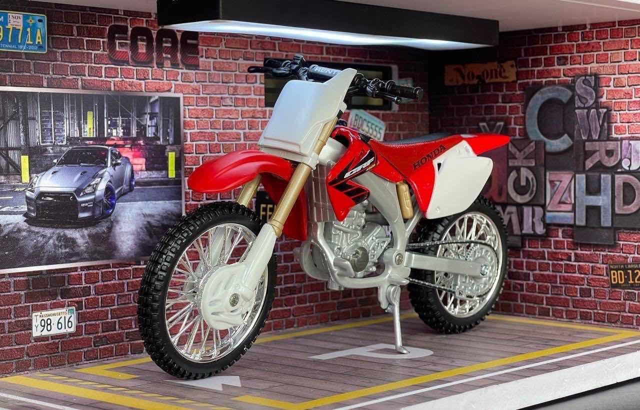 Honda CFR