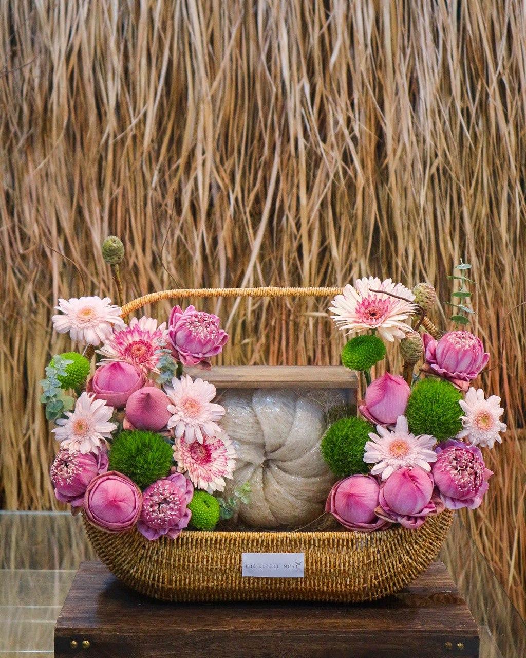 BLUSH & BLOOM