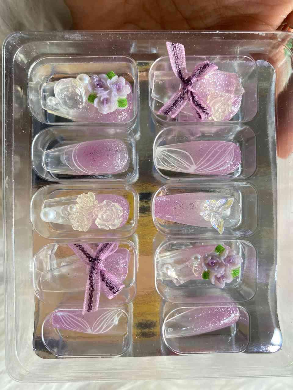 ក្រចក