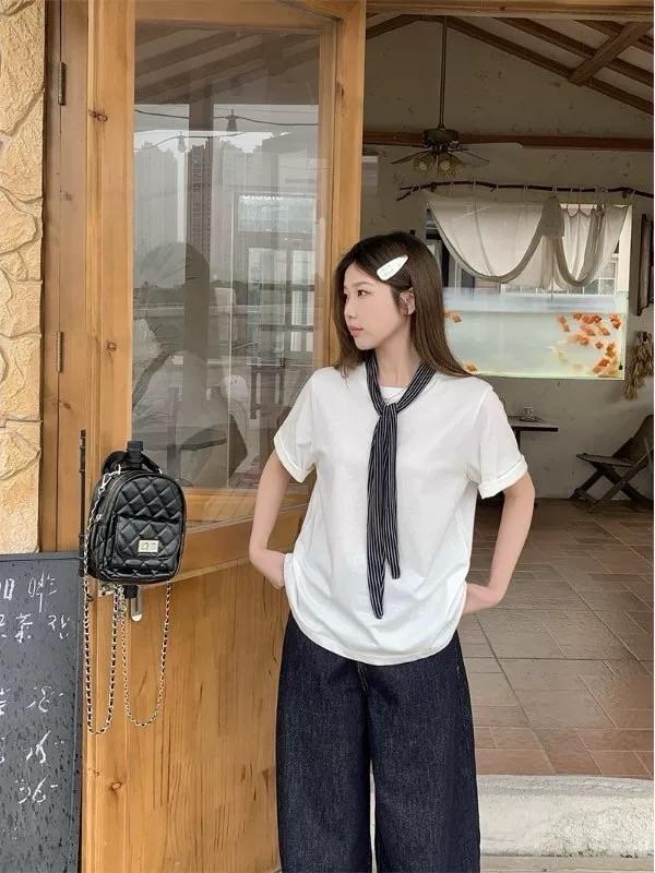 Tie-neck top