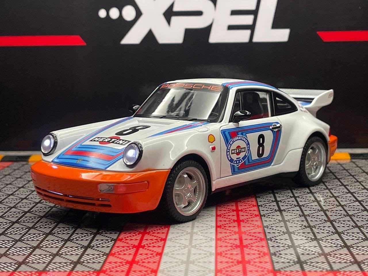 Porsche 964 Martini