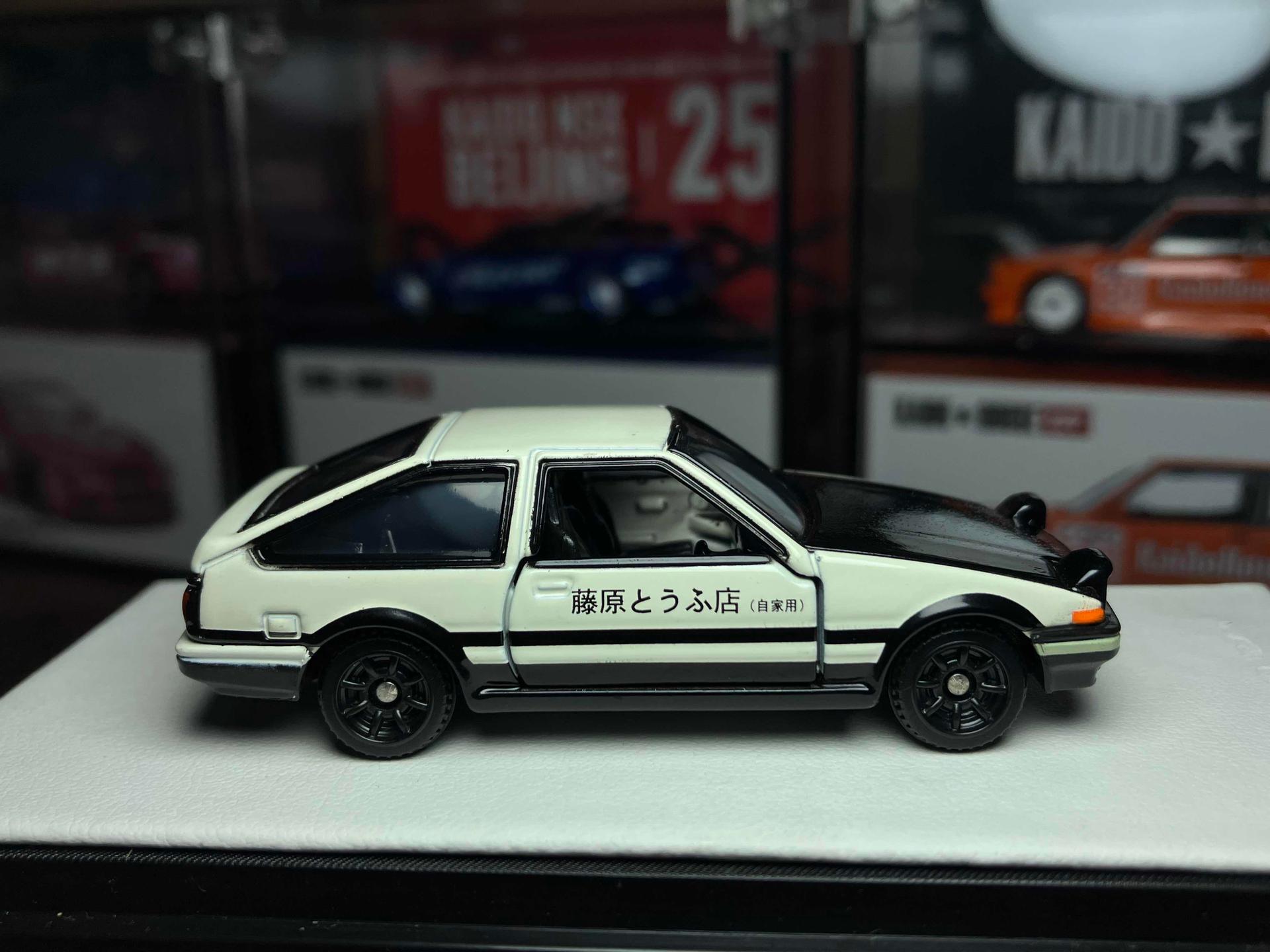 1/64 Initial D AE86 TRUENO