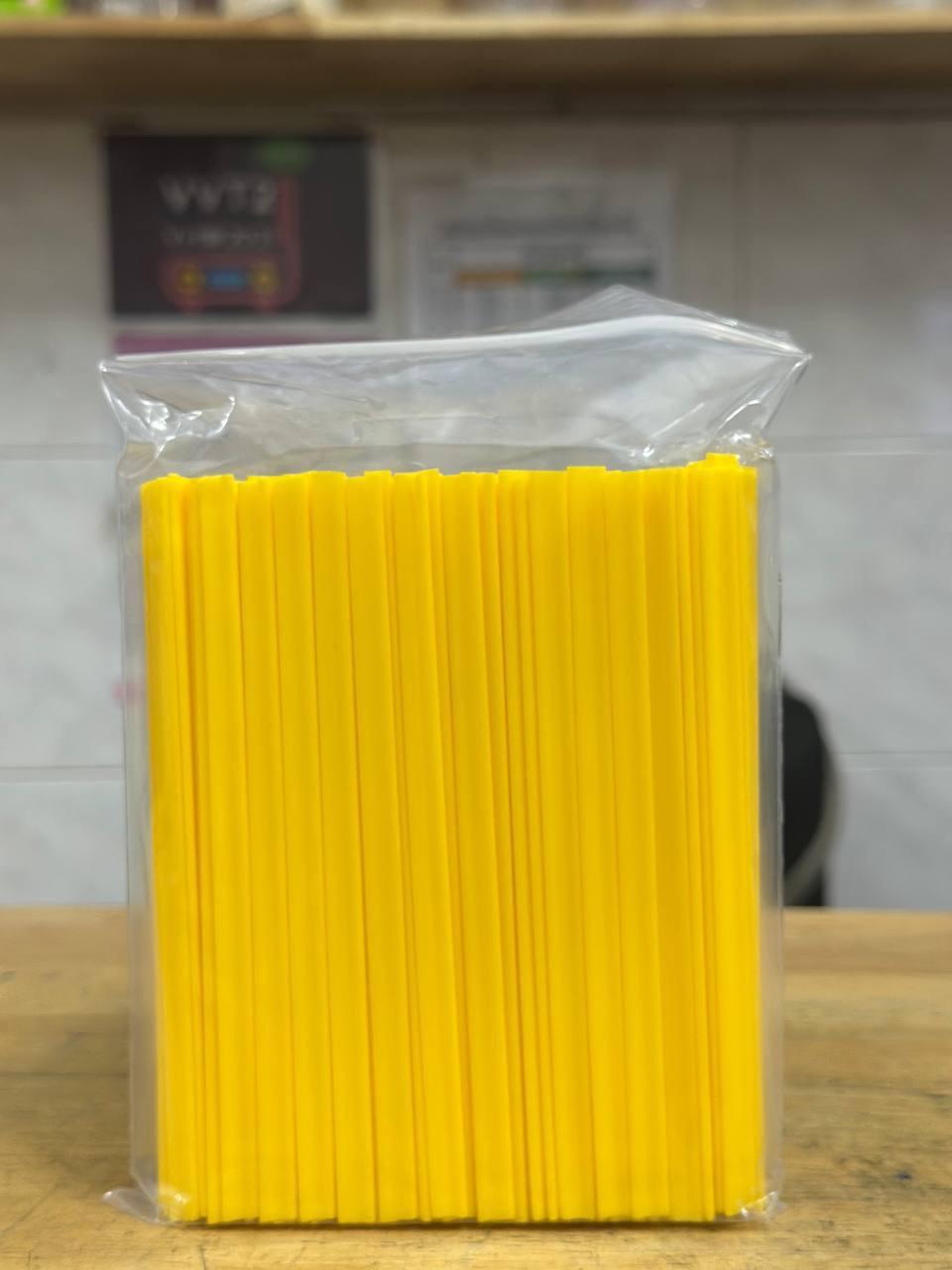 ទុយោកាហ្វេក្ដៅ ខ្លី