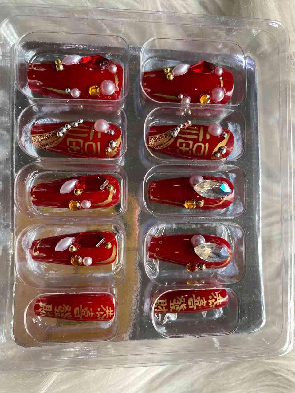 ក្រចកបិត