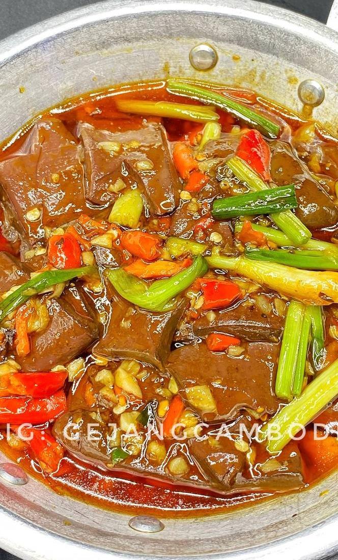 ឈាមទាឆាម្ទេស