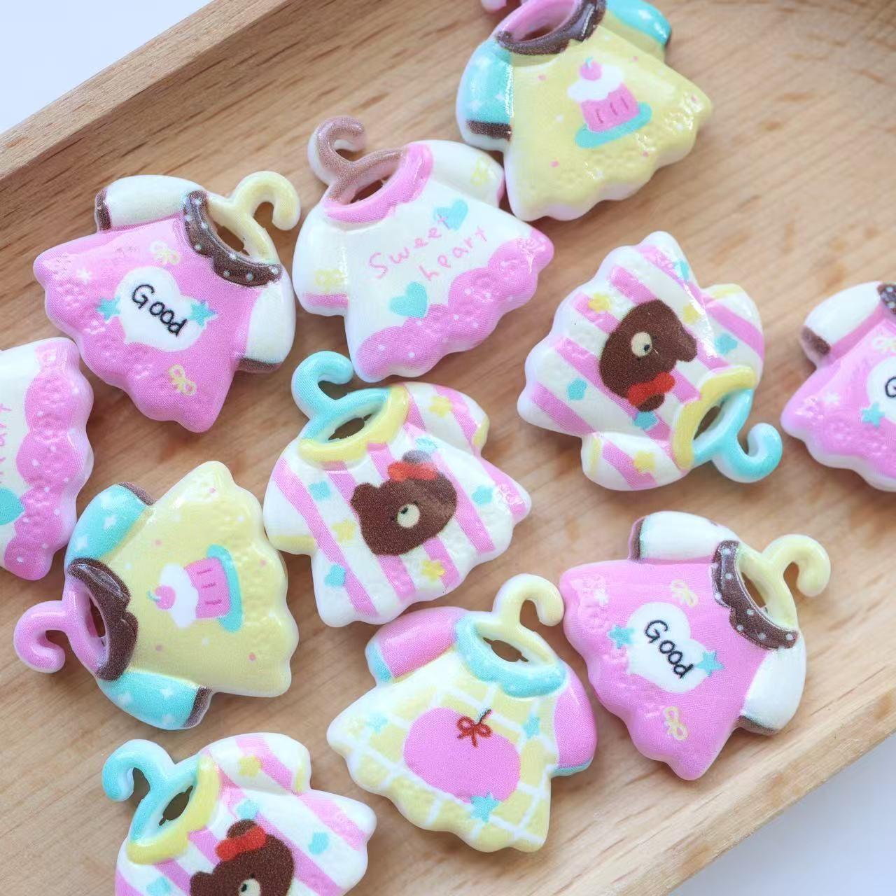 Hanger cartoon print bead