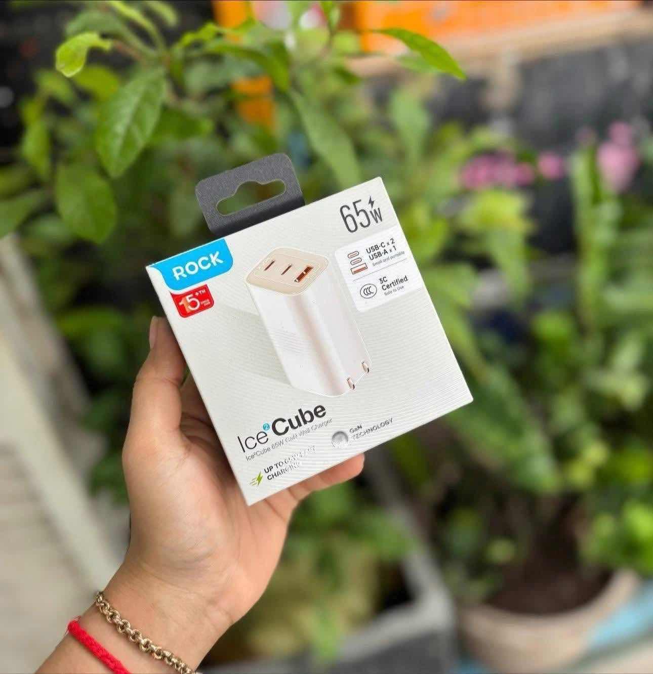 Charger rock 65w
