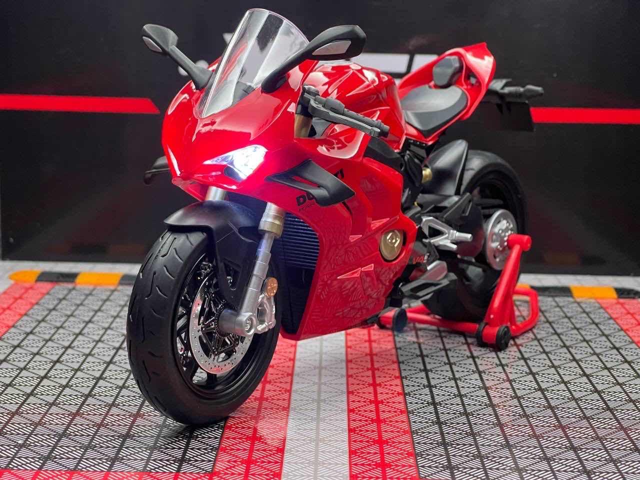 Dugatti V4s