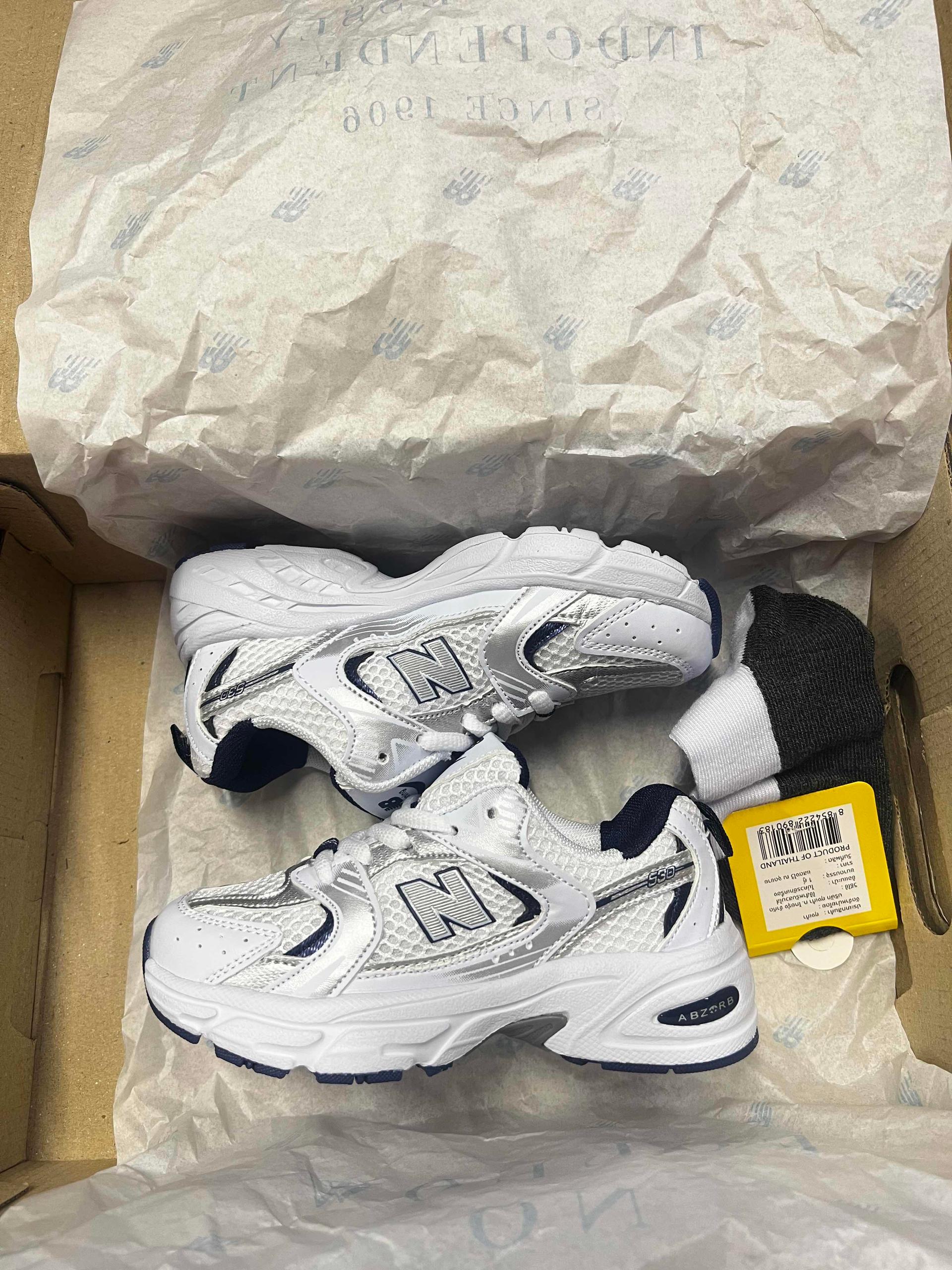 NB530 White Navy