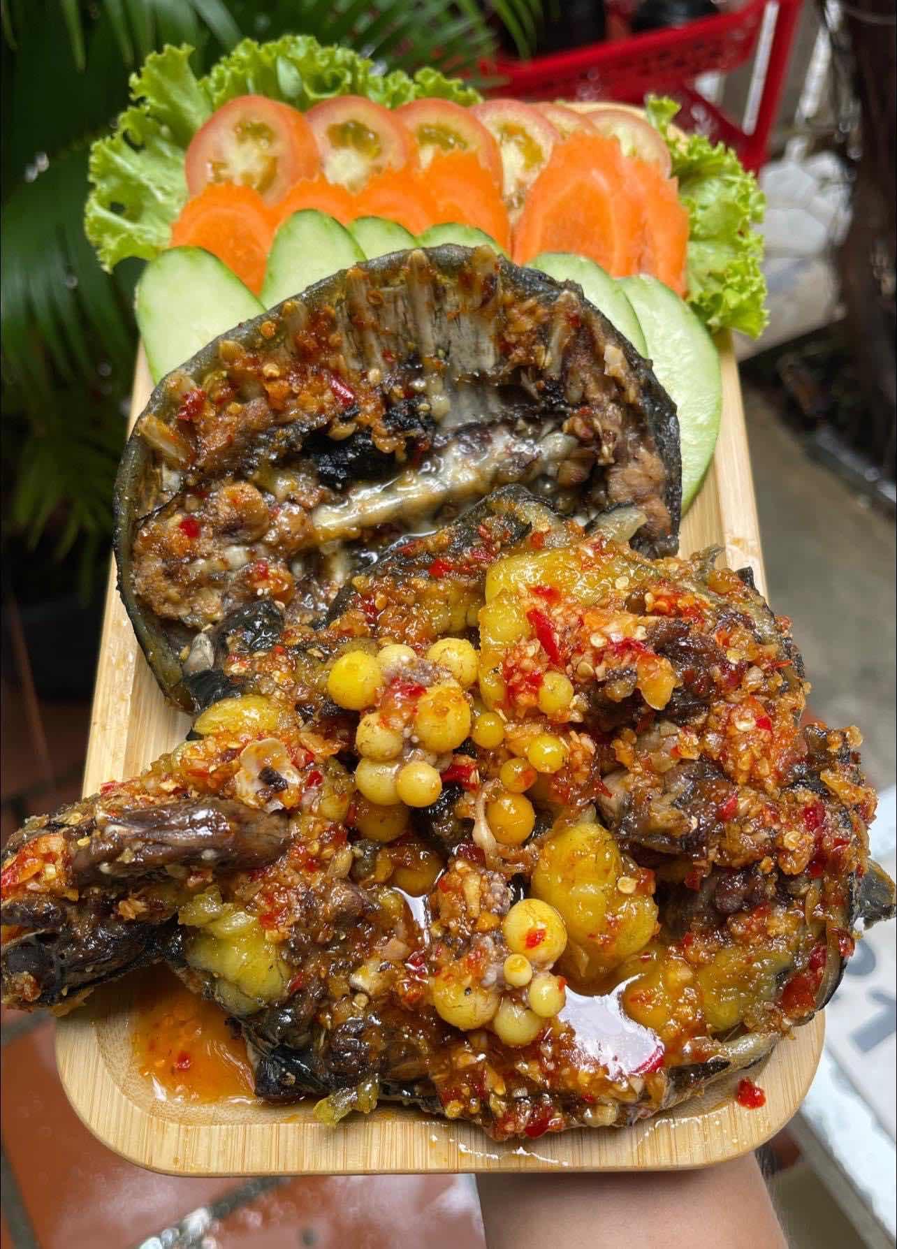 កន្ធាយខ្នាត 7ខាំ 15$  ( ចំហ៊ុយខ្ទឹមស , ចំហ៊ុយថ្នាំចិន , ស៊ុបពិសេស , អាំងអំបិលម្ទេស , អប់អំបិលម្ទេស, អប់ទឹកប្រហុក )