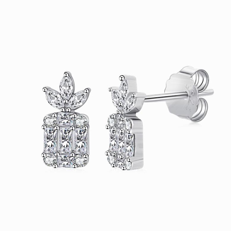 Icônic Crystals Emerald Shape Pinaple Stud Earrings