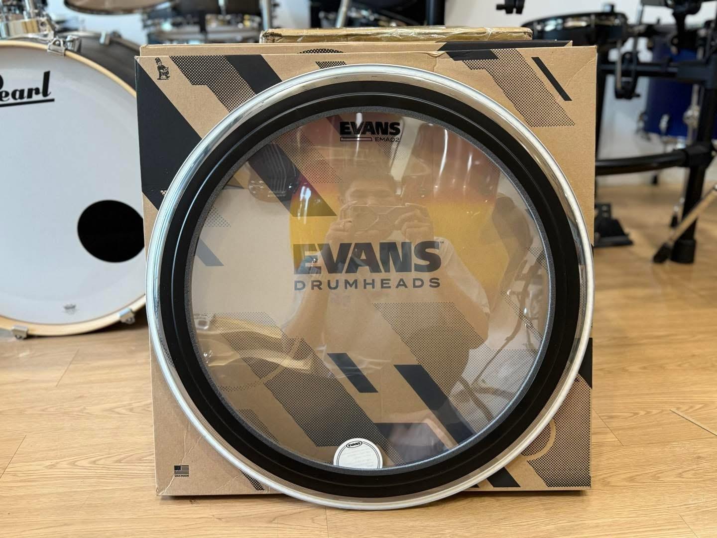 Evans BD22EMAD2 – Evans EMAD2 Clear Bass Drum Head (22”)