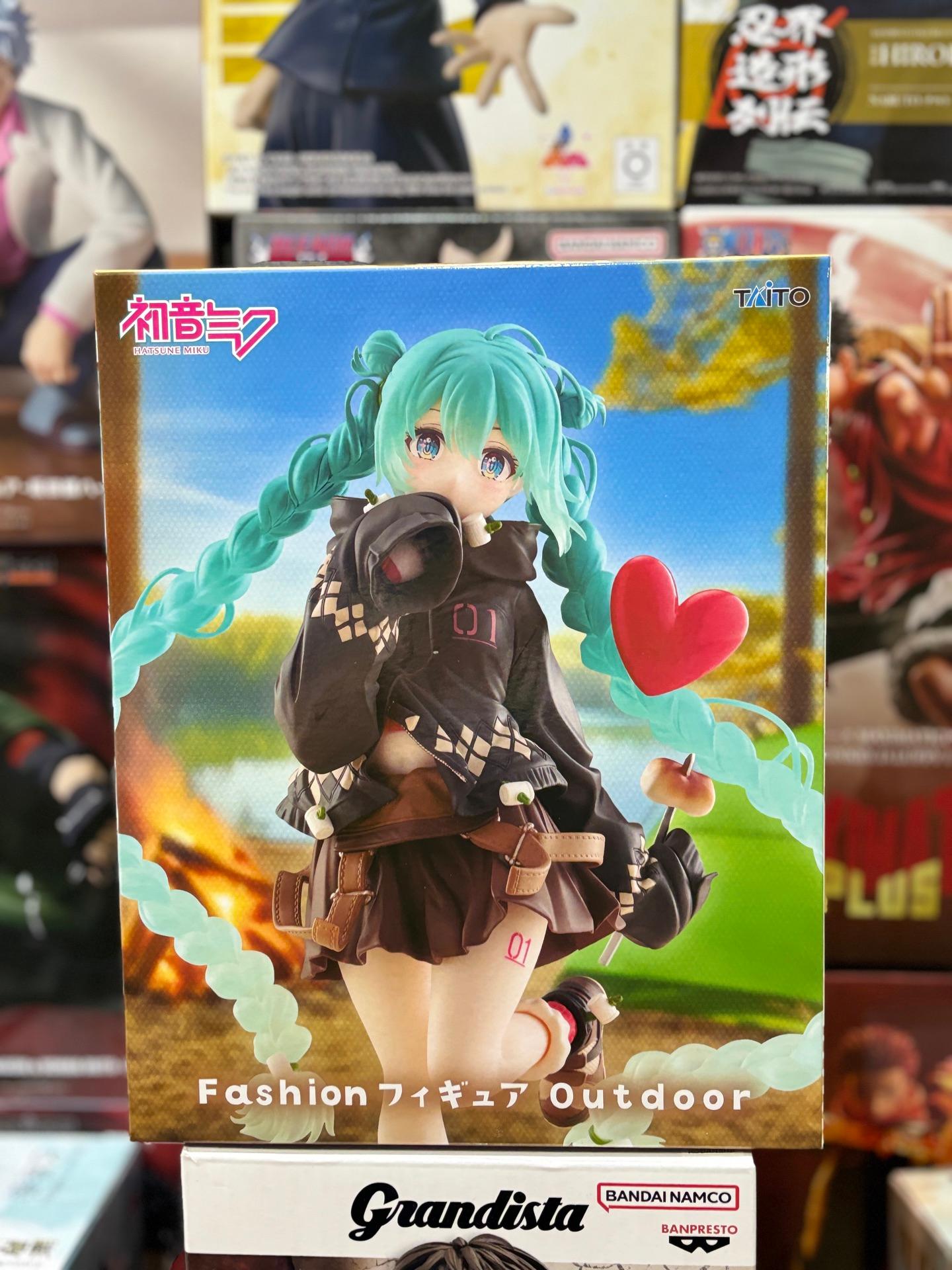 Hatsune Miku Fashion Figure Outdoor version manufactured by Taito.