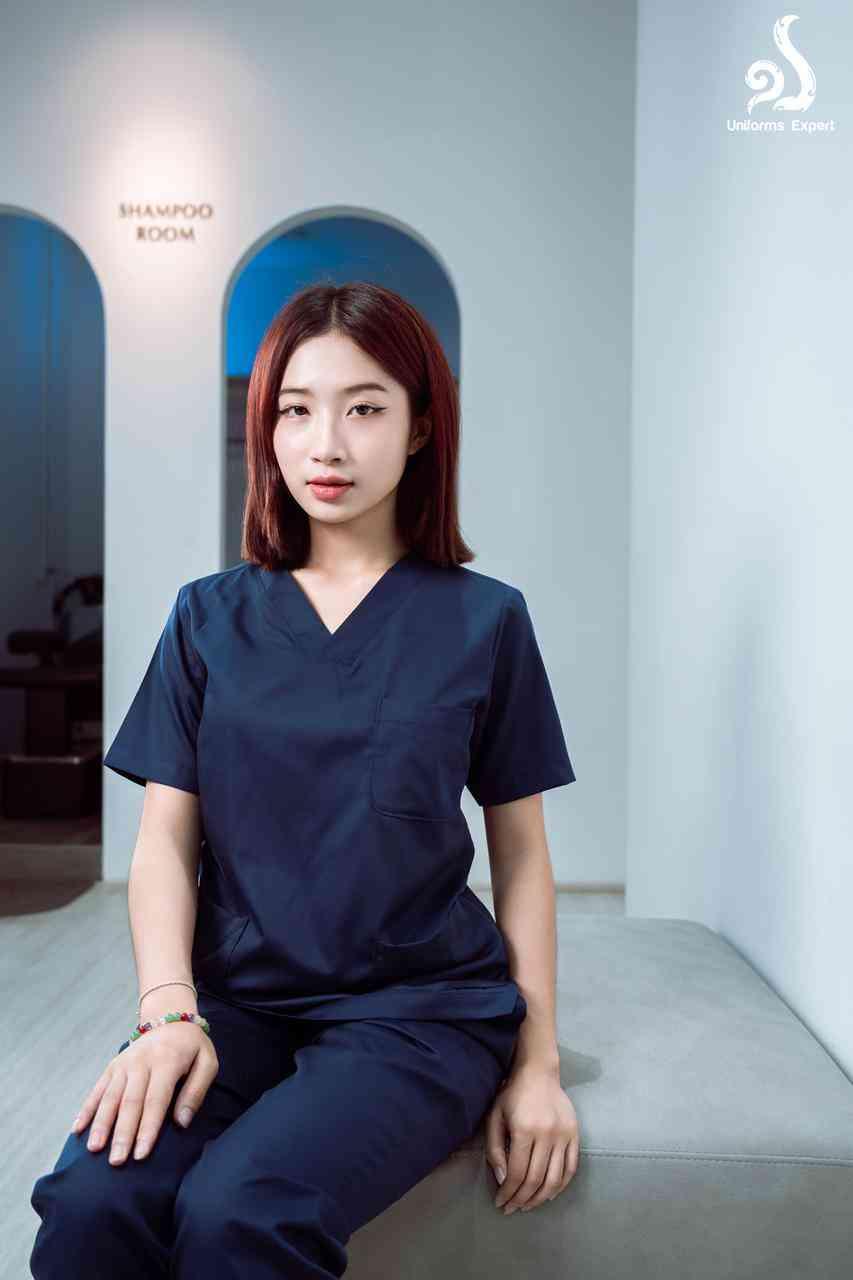 ឈុតនារីពណ៌ទឹកប៊ិចក្រម៉ៅ -Nurse set for women Royal blue color
